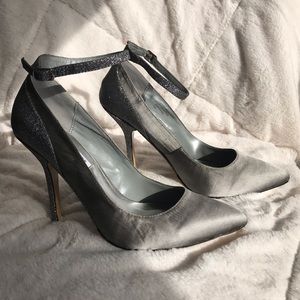 RSVP Silver Glitter Ankle strap 4.5 in heels!